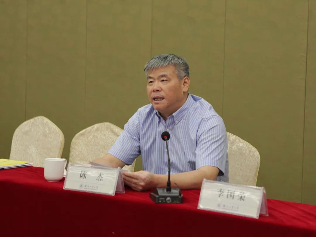 https://image.azut.cn/upload-ueditor-image-20180511-1526025438501056203.jpg 圖片關(guān)鍵詞